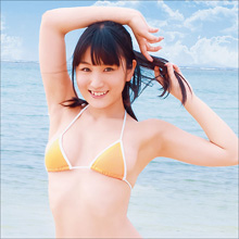 ロリ系アイドル・片瀬美月、ド迫力のG乳を揺らしながら憧れの先輩を誘惑！