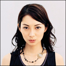 伊東美咲が実業家転身？　広告塔はAKB48メンバーか