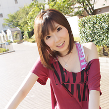 高身長＆美脚＆Gカップロケット乳の革命的エロボディ！　ド変態サド男優も絶賛する驚異の新人女優・堀江クララ