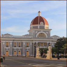 【世界一周エロ旅】首筋に突きつけられたナイフの冷たい感覚！　キューバで立ちんぼ嬢と遊んだ帰りに強盗された話