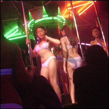 【ニッポンの裏風俗】バンコクのゴーゴーバー：バーの美女と悲恋の夜