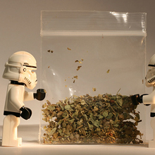 「コンドームに麻薬を入れて膣内と肛門に隠しました」麻薬密輸経験者の告白