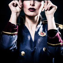 日本人商社マンがロシア美女のハニートラップで逮捕