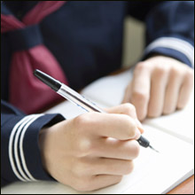 自分好みに制服をカスタマイズできるヘルスに潜入