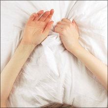 【エロ体験談】後輩女子社員が超敏感体質