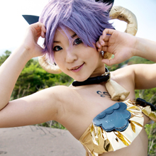 エロ街道を暴走するコスプレイヤーたち