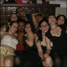 ナンパ目的!?　男女関係が入り乱れるイマドキのお笑い養成所事情