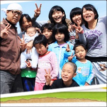 悪ノりが過ぎた？　ビッグダディ三姉妹のグラビアに酷評