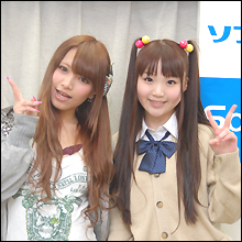 かわいらしい花魁とキレイ系ギャルのコスプレ!!　どちらがお好き？