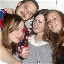 【合コン強敵女の攻略法】～不自然なくらい最初からベタベタしてくる女の子～