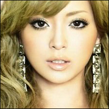 浜崎あゆみ、「エア夫婦」からの電撃離婚にネットユーザーの反応は？