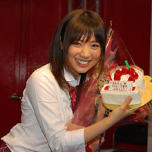 人気清純派AVアイドルの予想外の行動にマネジャーが思わず涙