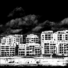 違法業者はなぜ同じマンションに集中するのか? 伏魔殿マンションの謎