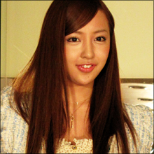 「公開処刑」の声は板野友美にも届いていた！　モデル共演時の秘策とは