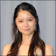 不倫＆離婚も影響ゼロ!!　大女優街道を邁進する宮崎あおい