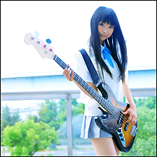 脅威の美脚9頭身コスプレイヤー・ねここ