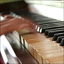 【世界のアダルトパーソン列伝】ピアノ曲で人気の大作曲家は外道鬼畜の女たらしだった