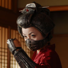 井口昇監督の異形愛が正常昇華！　ギリでデートに使える映画『ロボゲイシャ』公開！