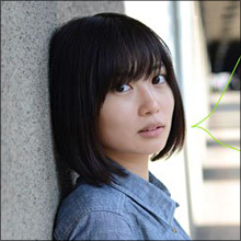 志田未来の「巨乳化」が話題に 石原さとみ級の色気を放つ日も近い?