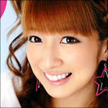 赤ちゃんを雨のディズニーランドに連れ出し…辻希美のブログがまたまた大炎上