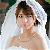 AV女優歴9年の大ベテラン・吉沢明歩が魅せるSEXの彩り!!