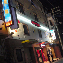 【ニッポンの裏風俗】　那覇、地元客NG、観光客専門の連れ出しパブ