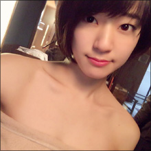 芸能界屈指の温泉美女・梨木まい、美しすぎる横顔と極上の色気で視聴者を魅了