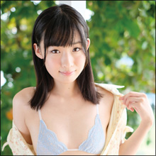 「バクステ」石川不二夏、イチャラブシーン満載のファーストDVD！　王道のビキニショットから大胆なチャイナ姿まで