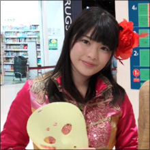 神谷えりなが“修正前ボディ”を公開! 実は「大福」のようなお腹周りに共演者も驚き