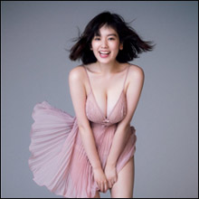 筧美和子、スケスケのモンロー風衣装で「史上最高ボディ」を大開放! ダイタン発言でもセクシーイメージ加速