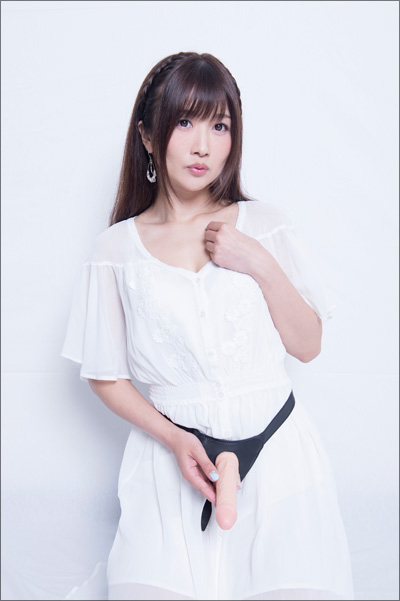 GWはオモチャで遊ぼう#02 大槻ひびき大興奮の調教用ペニバン編【Special Goods Weak】の画像5