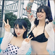 非公開: 長身スレンダー巨乳美女がビキニ姿で大はしゃぎ! 武井玲奈、プールロケでキワどいショット連発