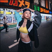 最上もが、驚愕の美ボディ＆パンツチラリ！　クール＆セクシーなグラビアで新たな魅力