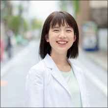 弘中綾香アナ、毒を吐いてもダッシュをしても「可愛い」と大評判！　投げキッス＆コスプレ動画でもファンを魅了