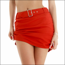 【エロ体験談】ドSな先輩に童貞を奪われる