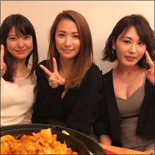 ベテラングラドルの色気がハンパない! 戸田れい&金子智美ら、アダルトな私服姿で視聴者を魅了