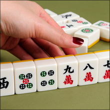 【エロ体験談】雀荘のママさんと風呂場で立ちバック