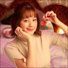 筧美和子、本番を餌にするデリヘル嬢役を好演! スリップ一枚の色っぽい姿で小悪魔的な魅力を炸裂させる!!