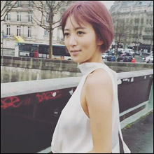 「ち、乳首が透けてる!?」夏菜、バストぷるぷるの大胆ノーブラ動画に男性ファンが騒然