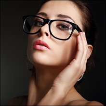 メガネ先輩（♀）はド変態!?【エロ体験談】