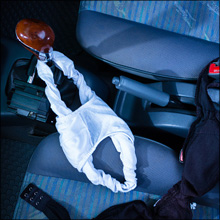 【エロ体験談】年上の人妻と外で楽しむ