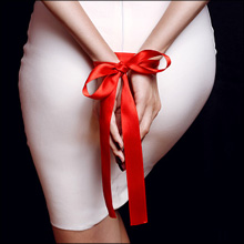 【エロ体験談】ドM風俗嬢を自腹延長に追い込む