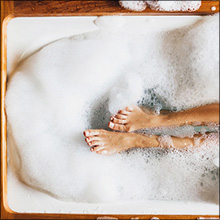 【エロ体験談】彼女にオナホを見つけられ…