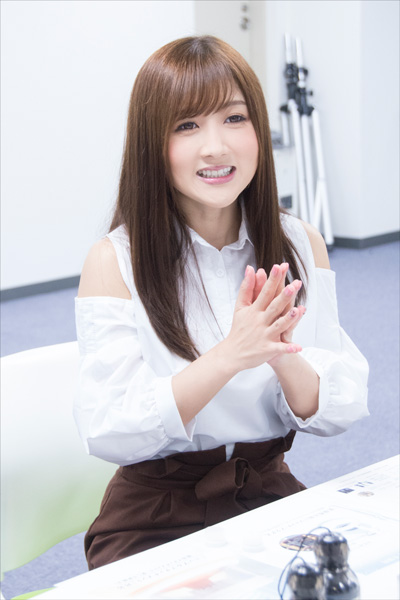 大槻ひびき、取材中にムラムラしちゃった乳首グッズ編！　GWはオモチャで遊ぼう＃05【Special Goods Weak】の画像3