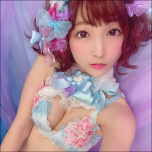 佐倉絆、異世界のお姫様ショット！　クリクリの瞳とフカフカの谷間の吸引力がヤバい