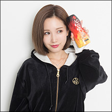 小島みなみ、肉厚オナカップにビビってねぇから! 締め付けタイプ? だから何なの?