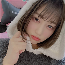 唯井まひろ、完全オフ日の話 ~ズボラでヒモノな現実逃避美少女~