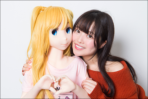 AVアイドル宮沢ちはる×オナホアイドルの異色共演！　ロリ系ラブドール二階堂りおのアソコをイジって大興奮の画像10