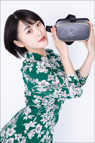 COCO・夏本あさみ・忍野さら、VRグラビア本音座談会! サイン入りVRゴーグルをプレゼントの画像15