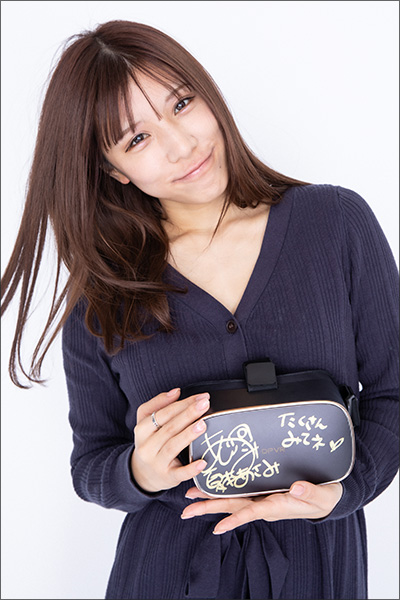 COCO・夏本あさみ・忍野さら、VRグラビア本音座談会! サイン入りVRゴーグルをプレゼントの画像14
